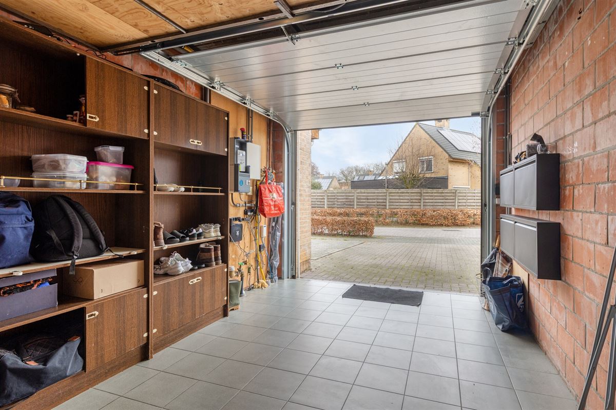 Gezinswoning met garage en mogelijkheid tot 4 slaapkamers