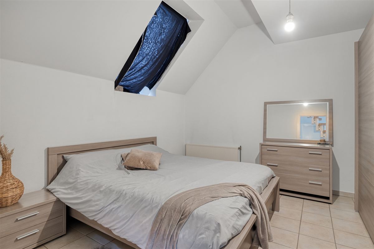 Gezinswoning met garage en mogelijkheid tot 4 slaapkamers