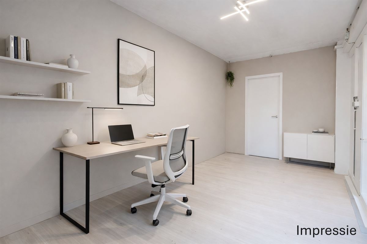 woning met 4 à 5 slaapkamers, leuke tuin en garage met oprit