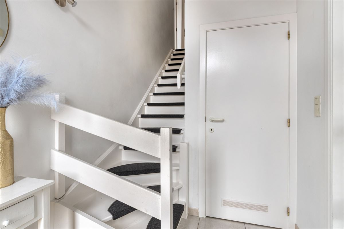 Gezinswoning met garage en mogelijkheid tot 4 slaapkamers
