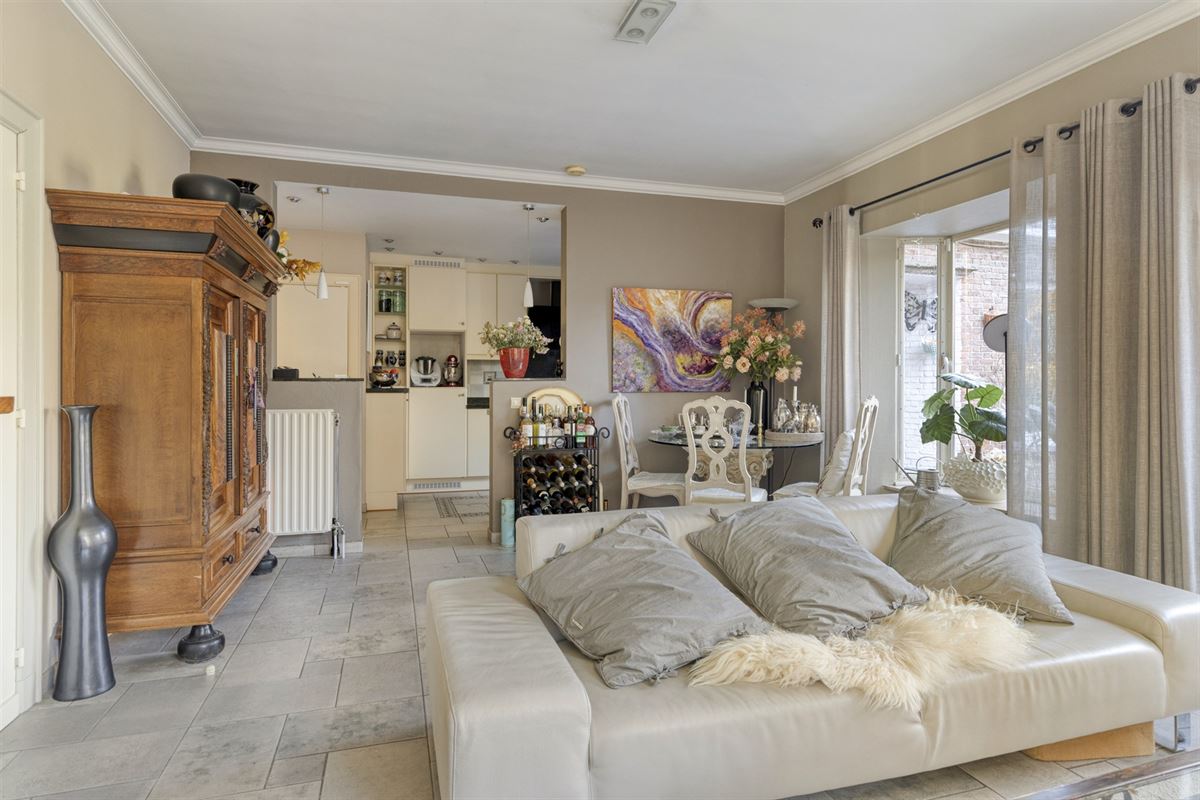 Koppelvilla architect "BOLS" op 553 m² met centrale ligging