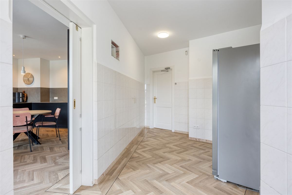 Instapklare tijdloze villa met 5 slpks op ca. 2000 m²