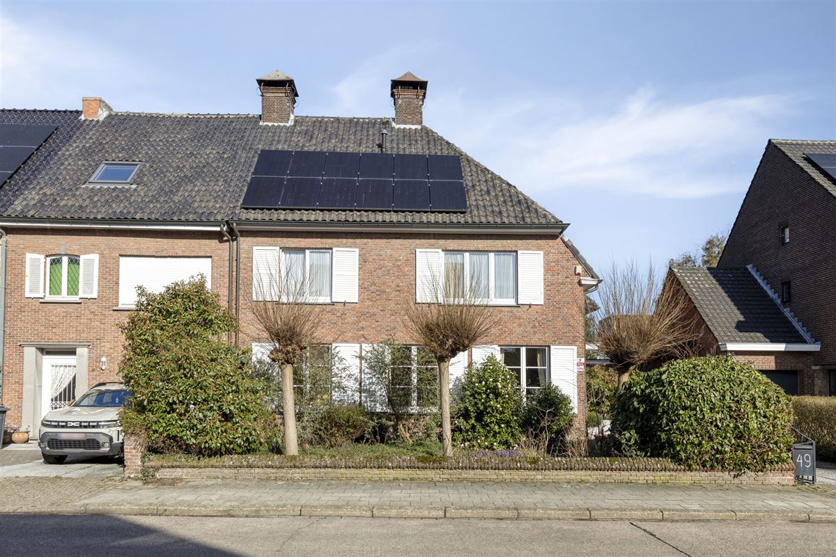Koppelvilla architect "BOLS" op 553 m² met centrale ligging