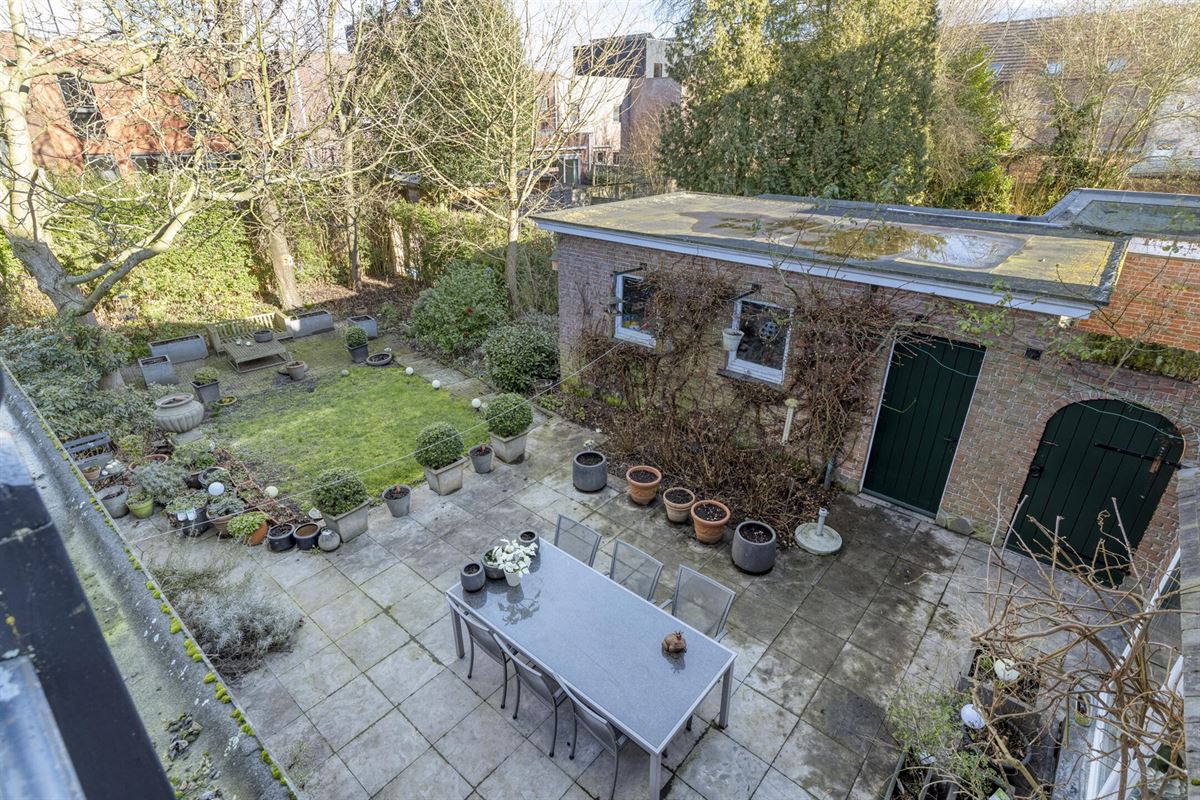 Koppelvilla architect "BOLS" op 553 m² met centrale ligging