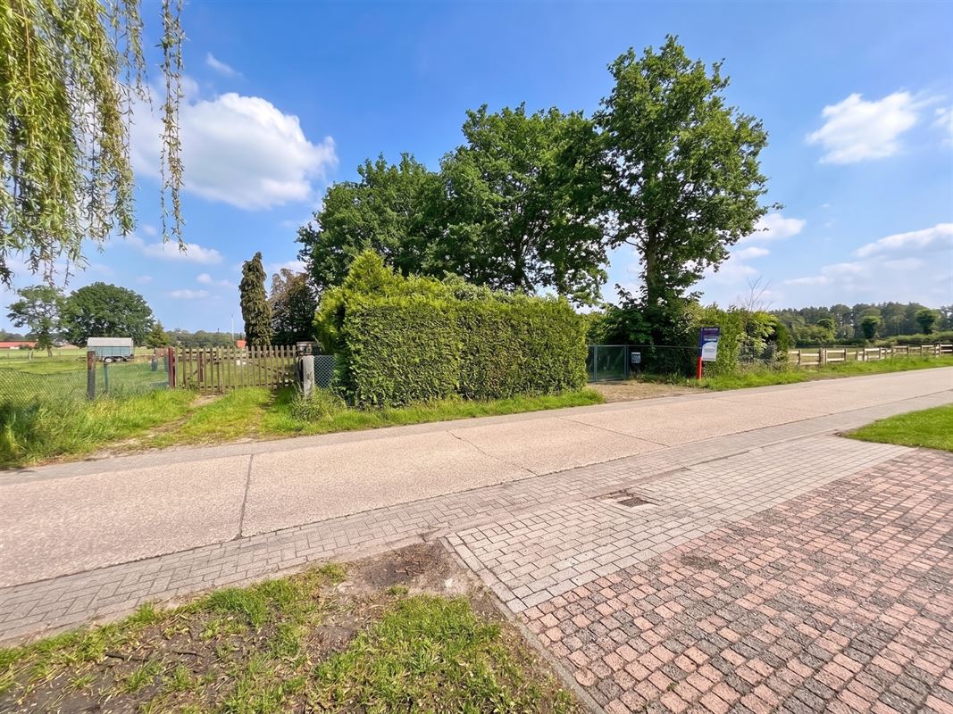 Vakantieverblijf op agrarisch en bebost perceel van 1183 m²