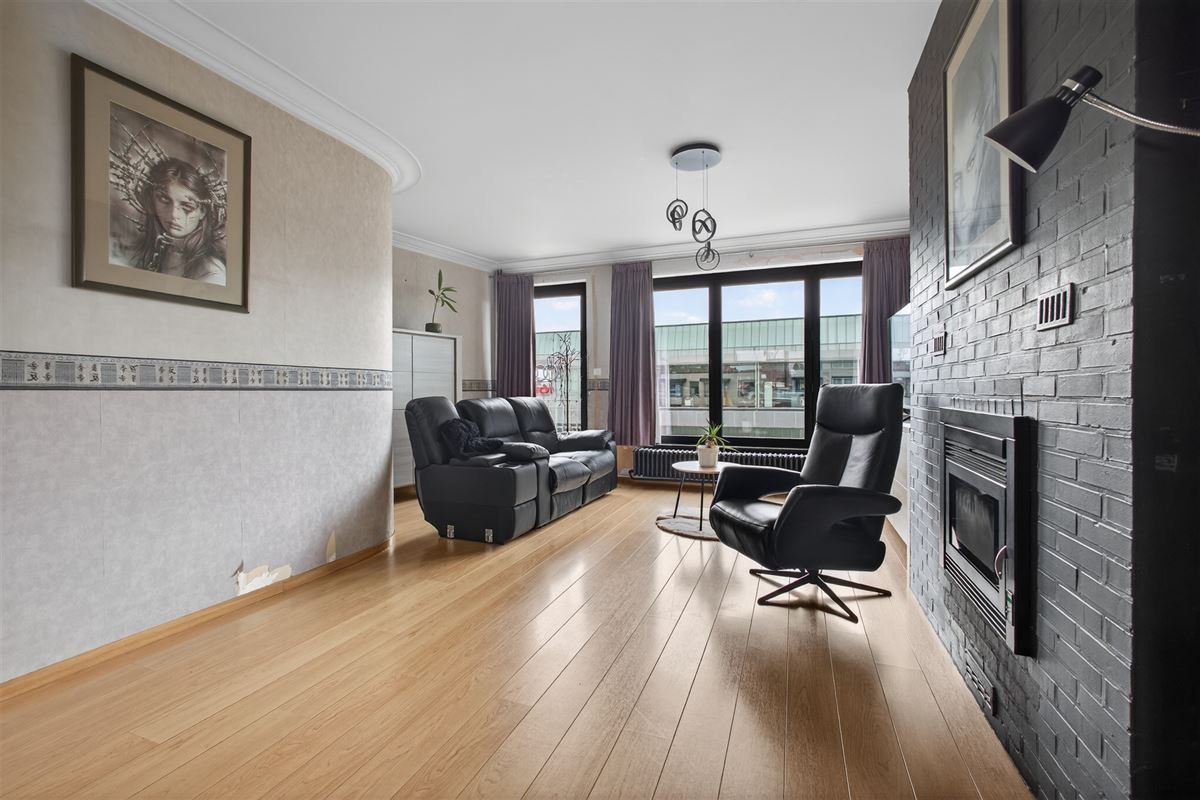Triplexappartement (160 m²) met privé-ingang