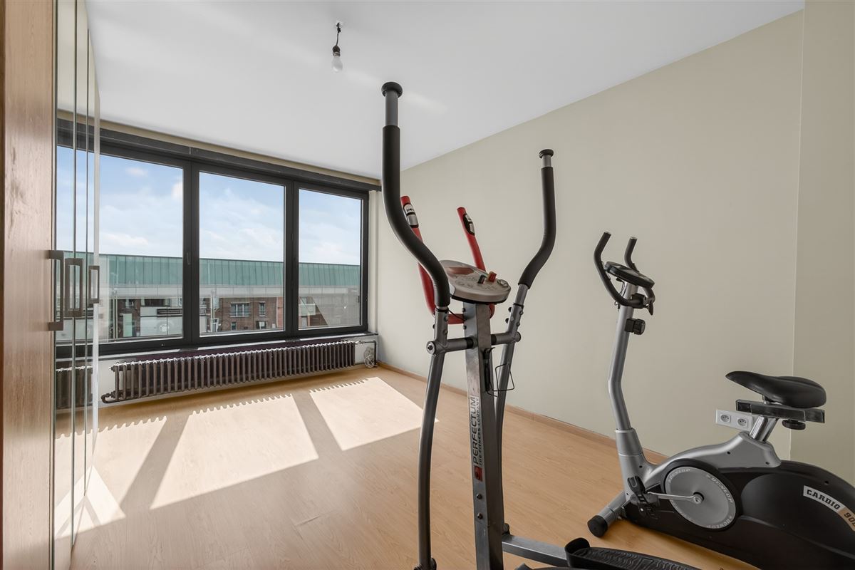 Triplexappartement (160 m²) met privé-ingang