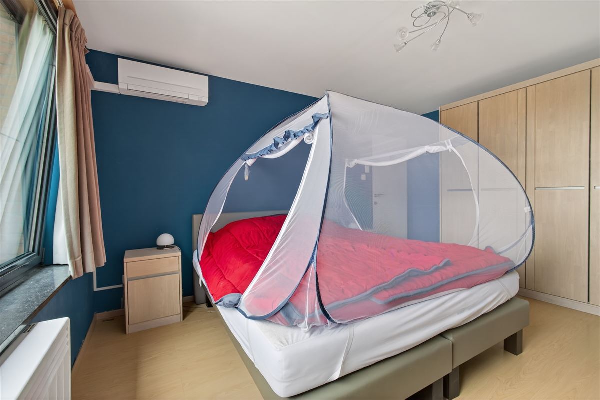Triplexappartement (160 m²) met privé-ingang