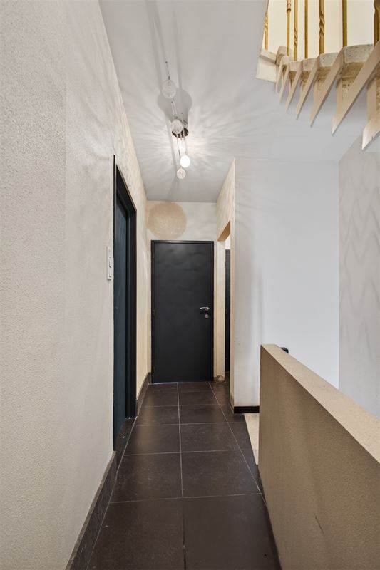 Triplexappartement (160 m²) met privé-ingang