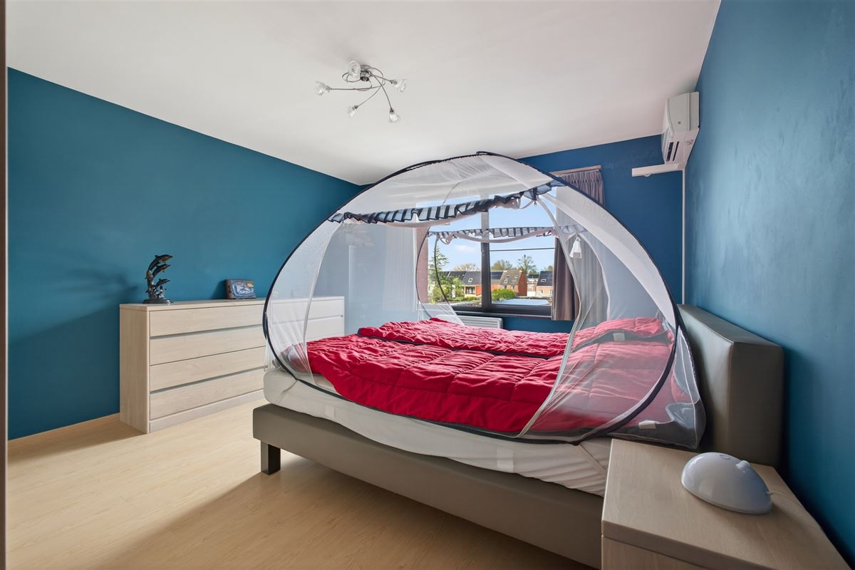 Triplexappartement (160 m²) met privé-ingang