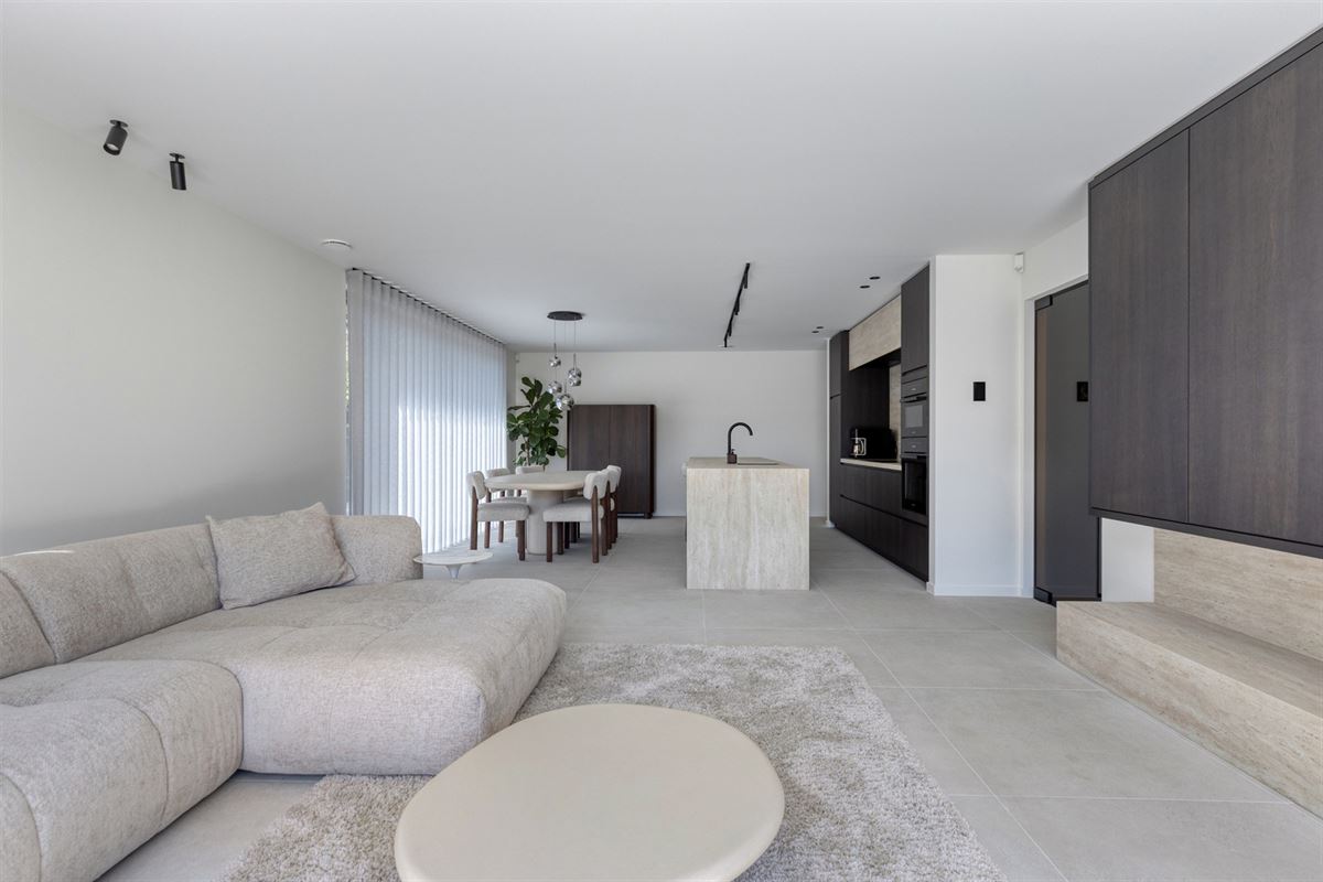 Gelijkvloers wonen met villa-allure en volledige privacy