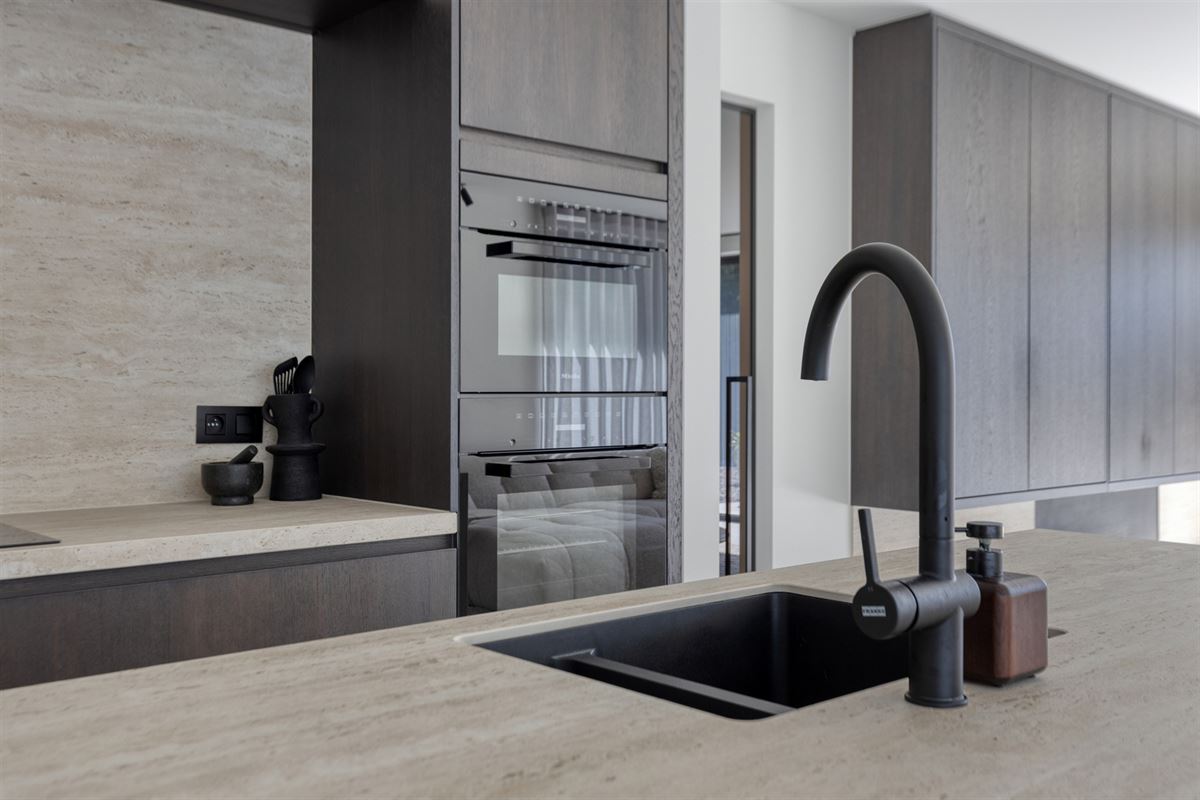 Gelijkvloers wonen met villa-allure en volledige privacy