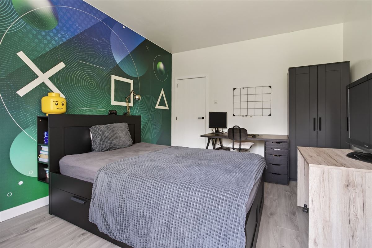 Ruime villa met zuidgerichte tuin en maximale privacy