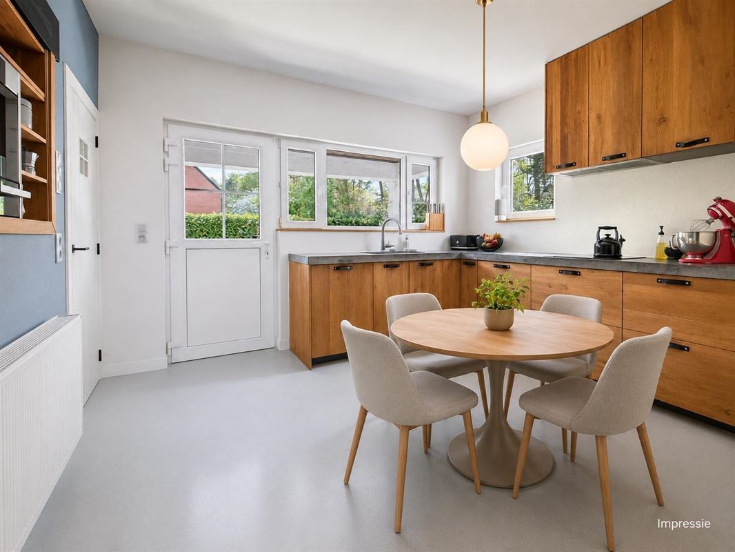 Ruime villa met zuidgerichte tuin en maximale privacy