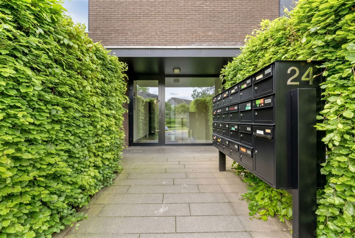 Hoogwaardig afgewerkt gelijkvloers appartement met terras