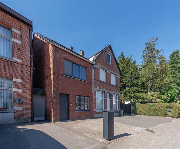 Ruime stadswoning, 2 á 3 slaapkamers, EPC-B en zonnepanelen