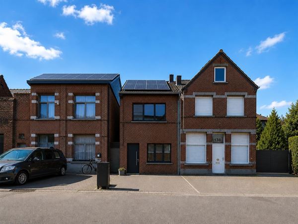 Ruime stadswoning, 2 á 3 slaapkamers, EPC-B en zonnepanelen