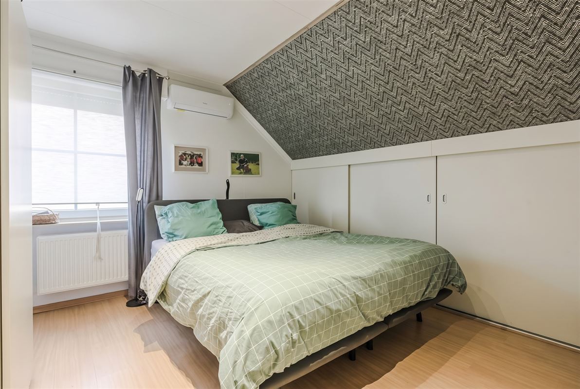 Vrijstaande woning op 763 m² met veranda en zonnige tuin