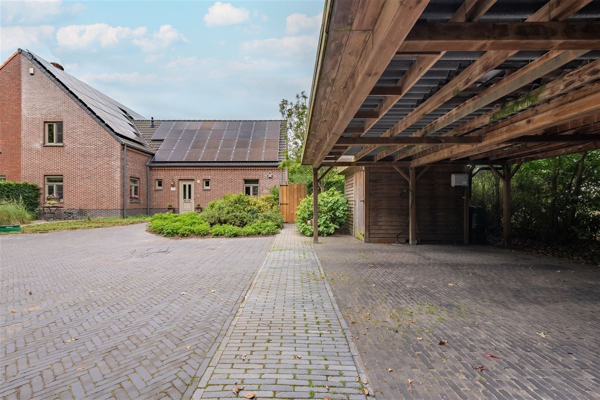 EXCLUSIEF WONEN IN HET GROEN OP 1.806 M² MET EPC A+++