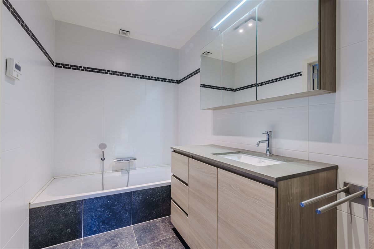 EXCLUSIEF WONEN IN HET GROEN OP 1.806 M² MET EPC A+++