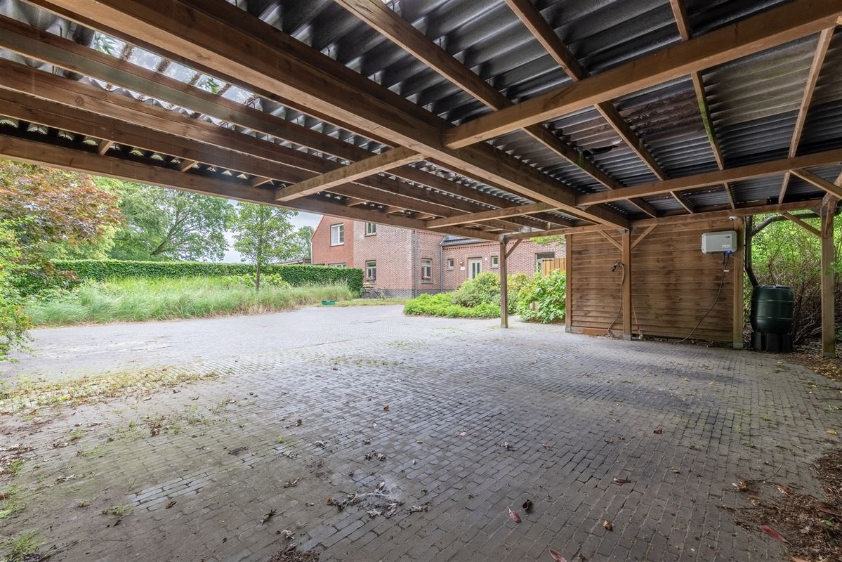EXCLUSIEF WONEN IN HET GROEN OP 1.806 M² MET EPC A+++