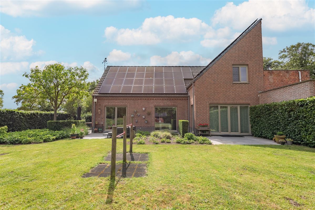 EXCLUSIEF WONEN IN HET GROEN OP 1.806 M² MET EPC A+++