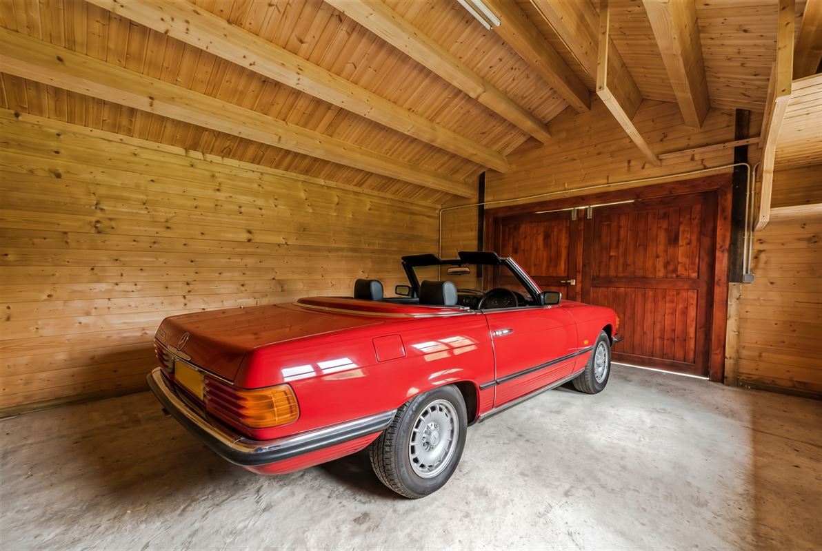 EXCLUSIEF WONEN IN HET GROEN OP 1.806 M² MET EPC A+++