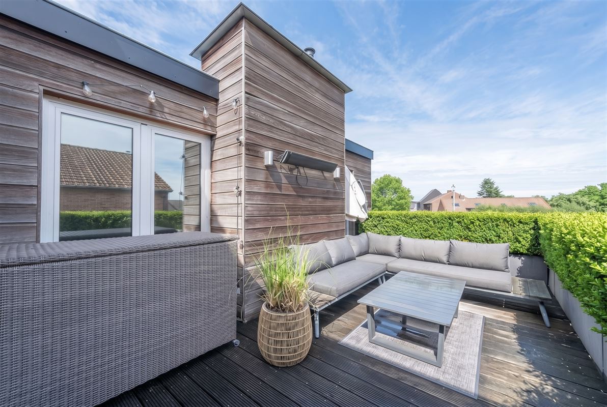Vrijstaande woning met ruimte voor vrij beroep in Kasterlee op 385 m²