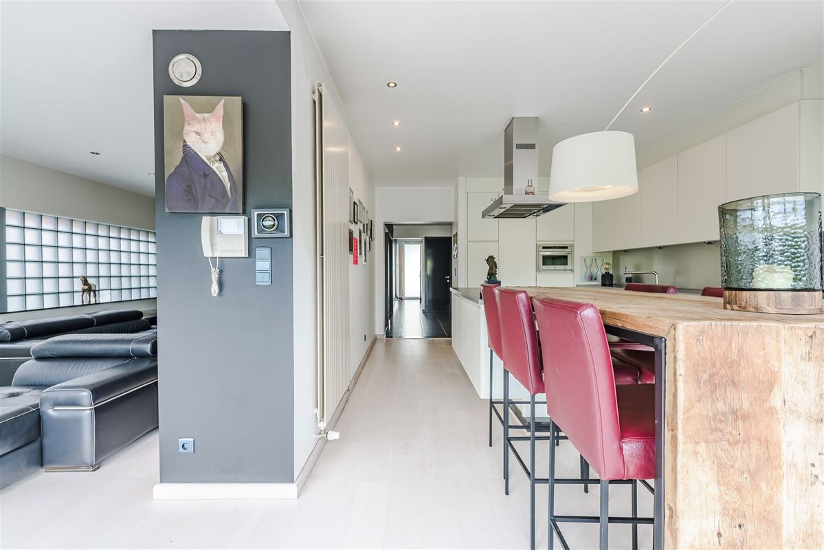 Vrijstaande woning met ruimte voor vrij beroep in Kasterlee op 385 m²