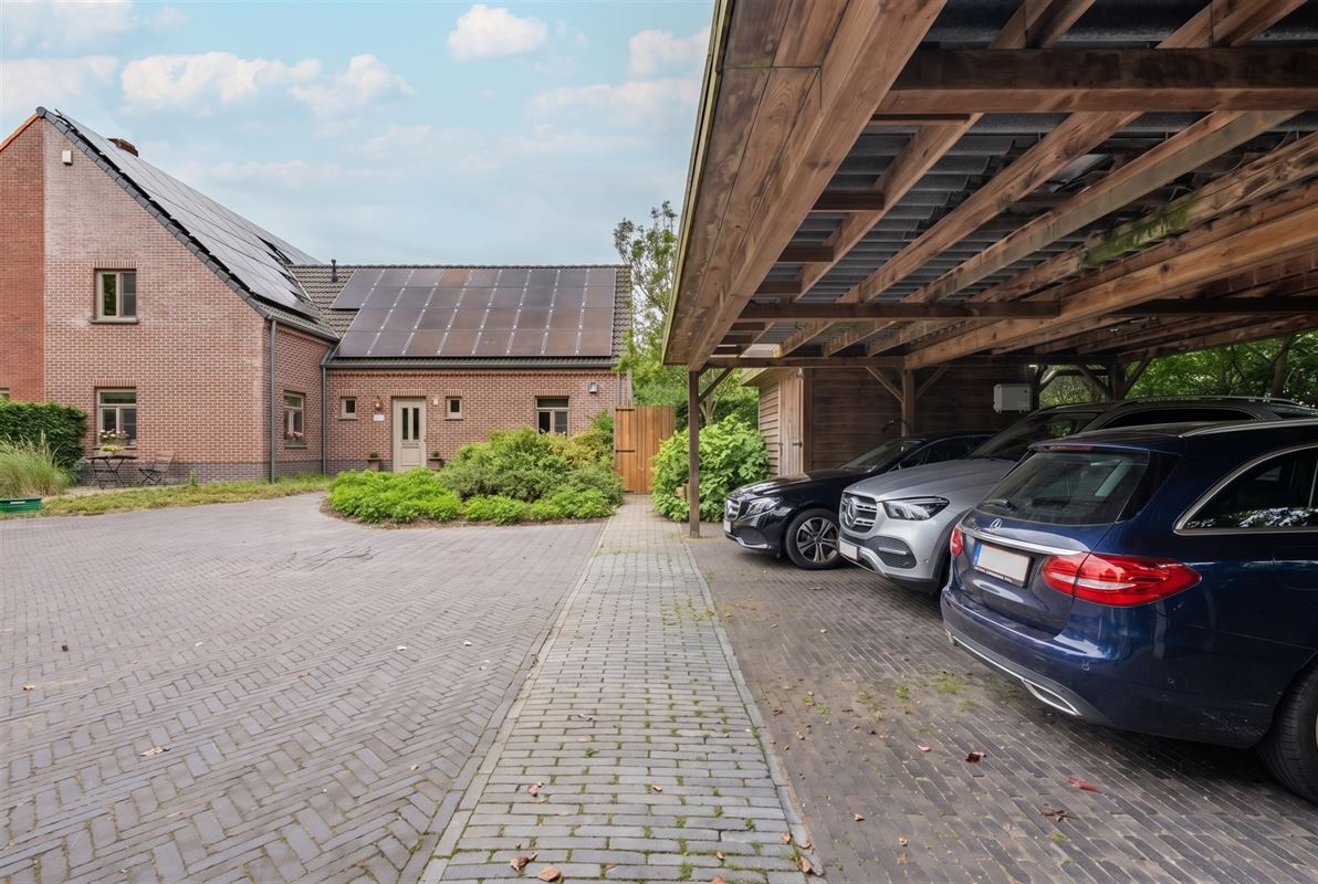EXCLUSIEF WONEN IN HET GROEN OP 1.806 M² MET EPC A+++