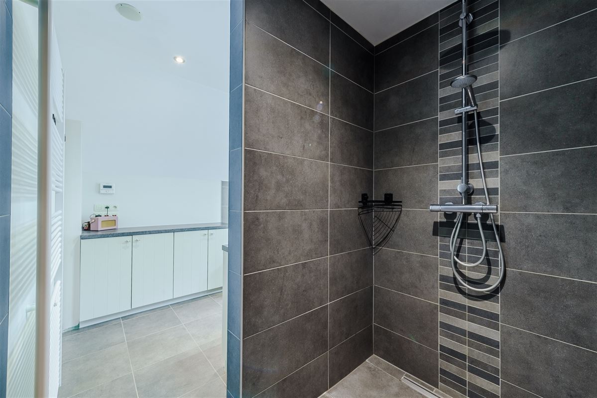 EXCLUSIEF WONEN IN HET GROEN OP 1.806 M² MET EPC A+++