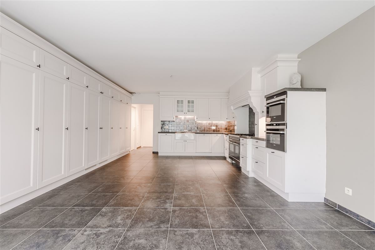 EXCLUSIEF WONEN IN HET GROEN OP 1.806 M² MET EPC A+++