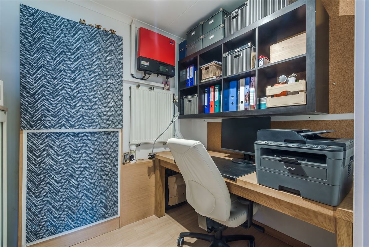 Vrijstaande woning op 763 m² met veranda en zonnige tuin