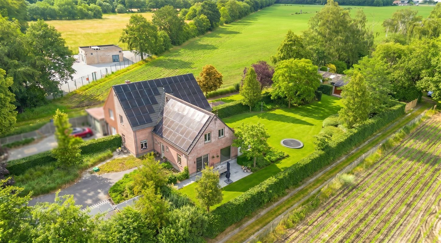 EXCLUSIEF WONEN IN HET GROEN OP 1.806 M² MET EPC A+++