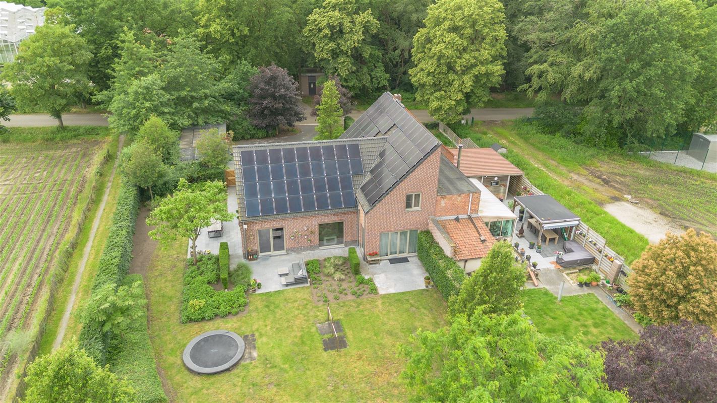 EXCLUSIEF WONEN IN HET GROEN OP 1.806 M² MET EPC A+++