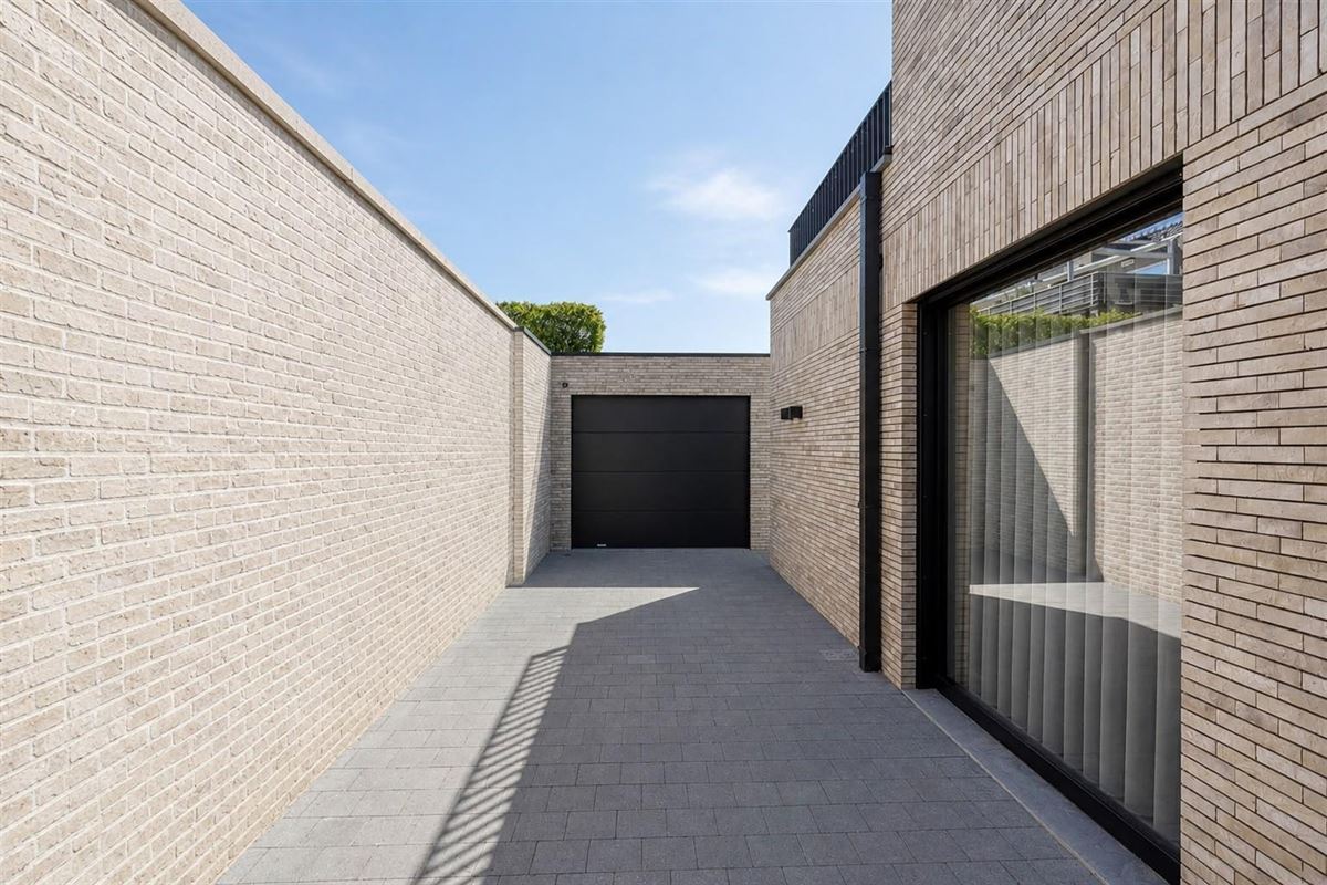 Instapklaar gelijkvloers appartement met tuin en EPC A