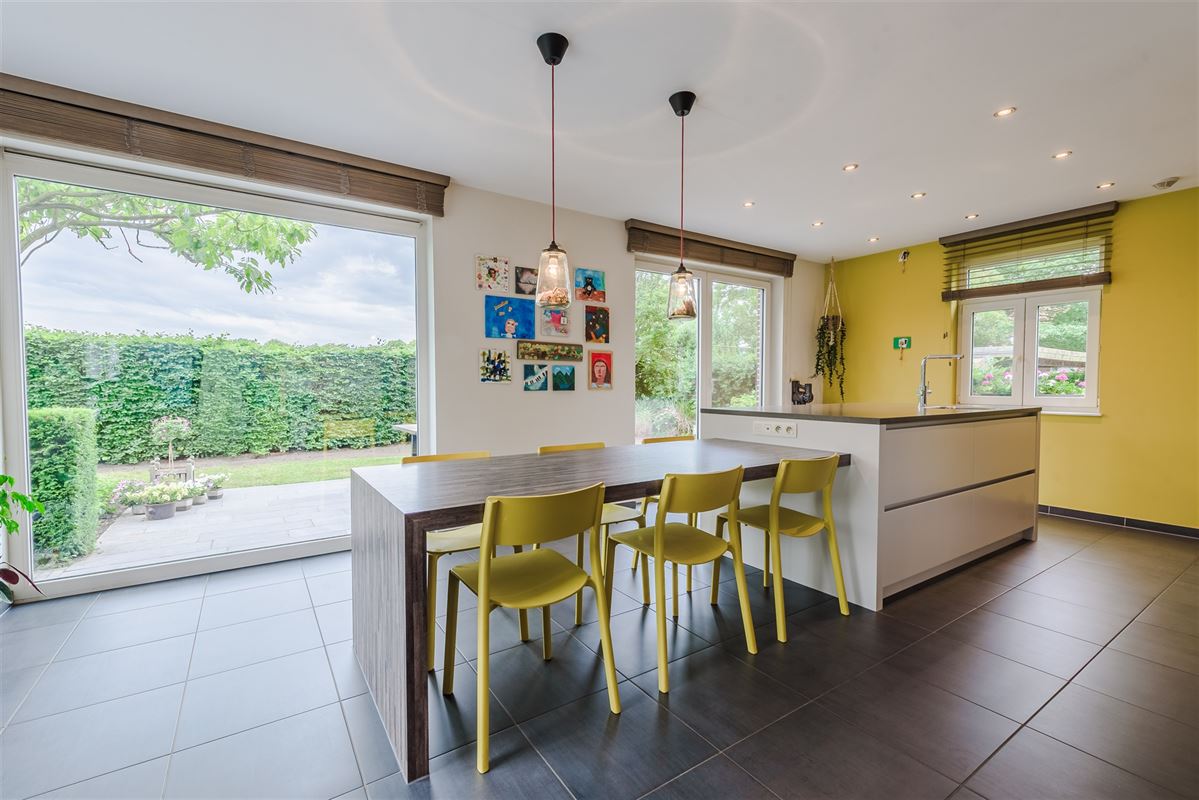 EXCLUSIEF WONEN IN HET GROEN OP 1.806 M² MET EPC A+++