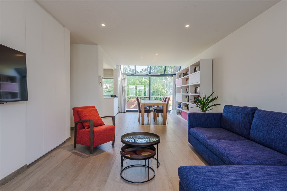 Stijlvolle bel-etagewoning met zonnige tuin