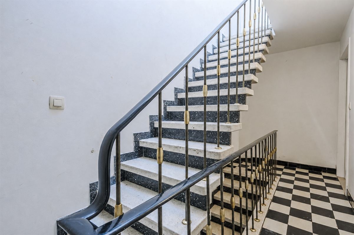 Opbrengsteigendom met 3 verhuurde appartementen
