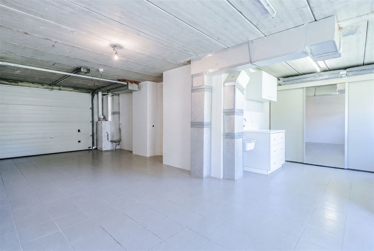 Stijlvolle bel-etagewoning met zonnige tuin