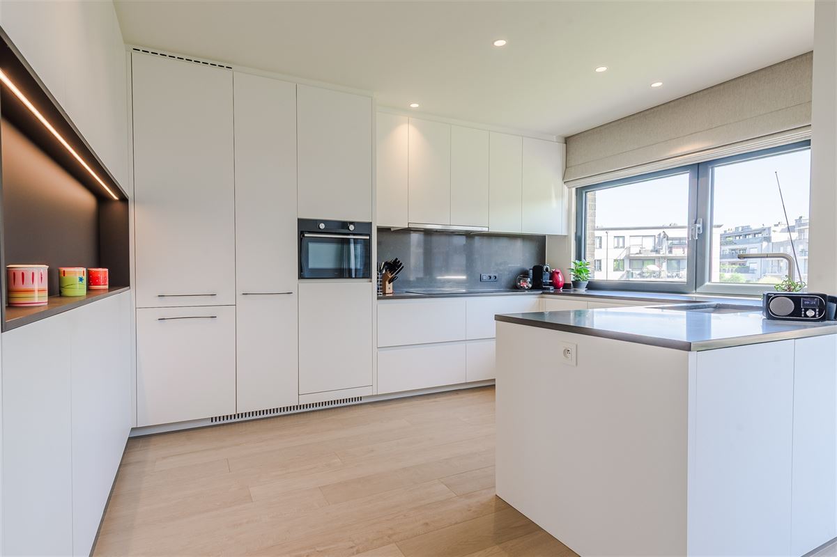 Stijlvolle bel-etagewoning met zonnige tuin