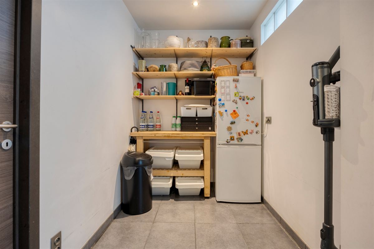 Verrassend ruime instapklare gezinswoning met garage