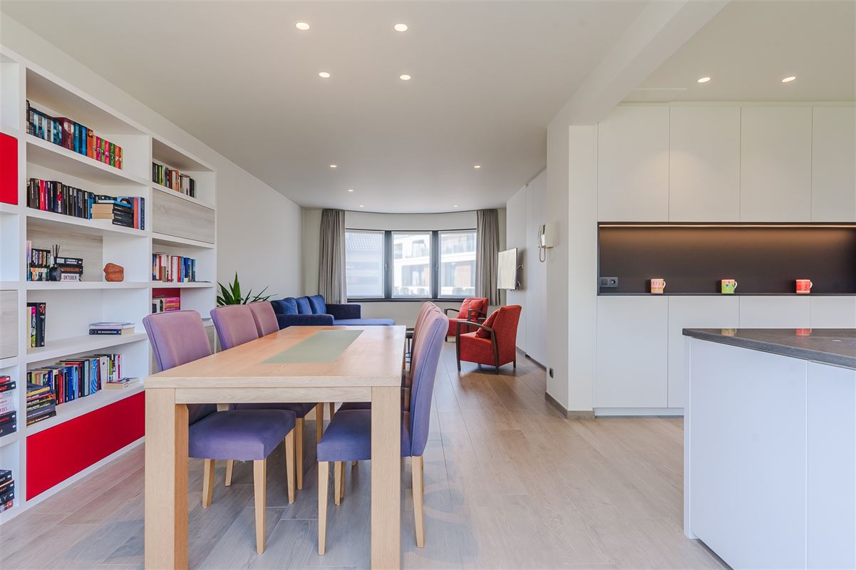 Stijlvolle bel-etagewoning met zonnige tuin