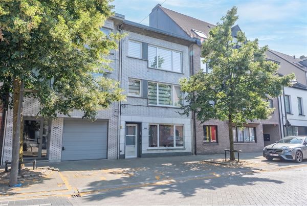 Opbrengsteigendom met 3 verhuurde appartementen