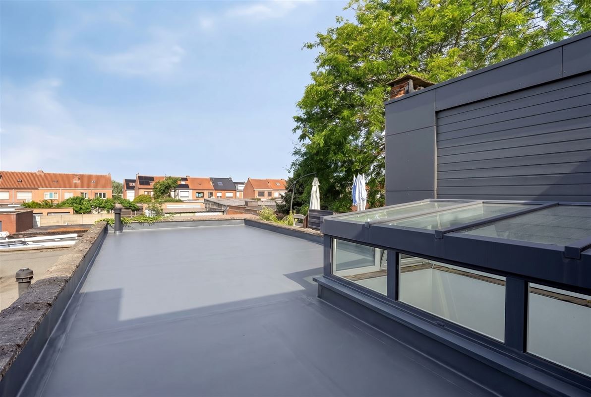 Verrassend ruime instapklare gezinswoning met garage