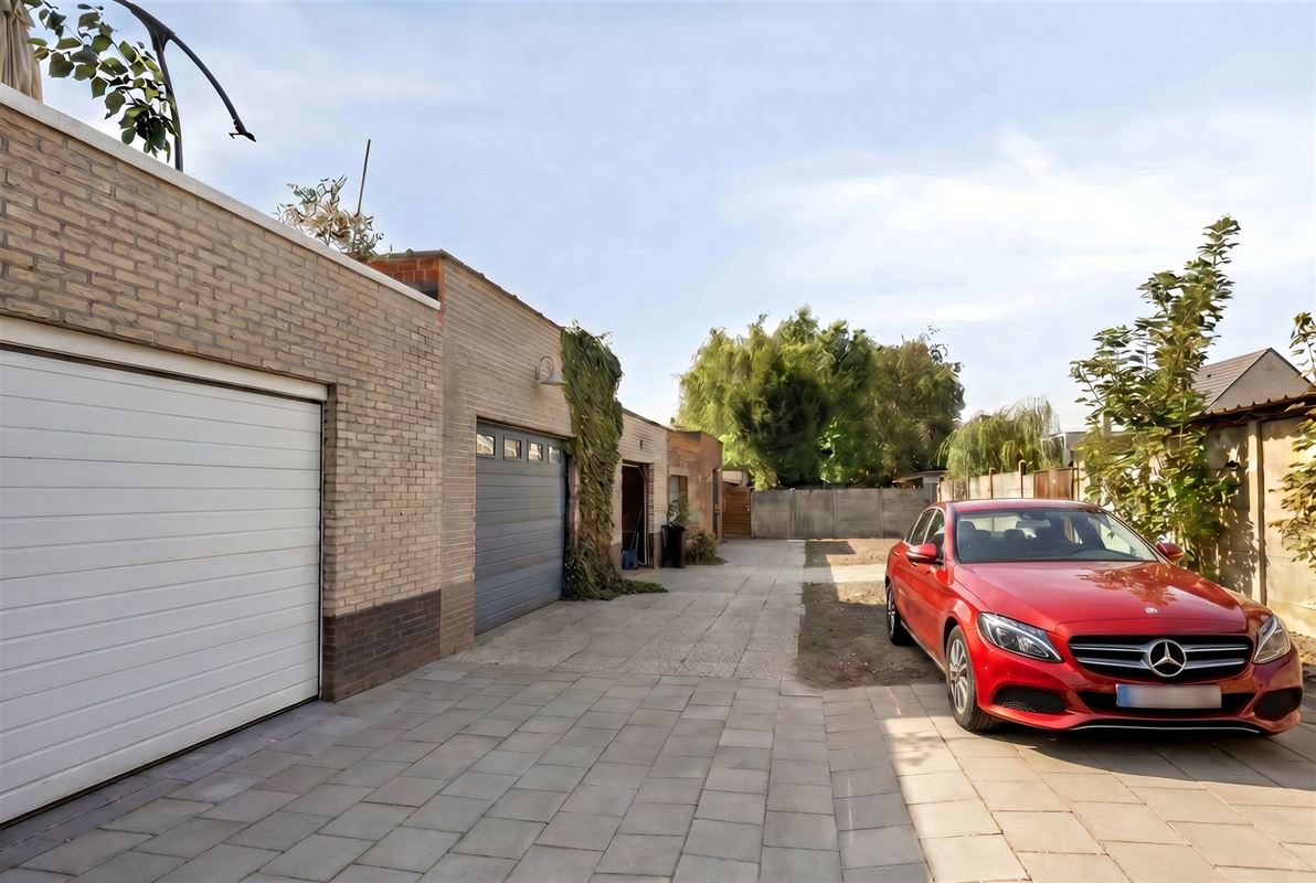 Verrassend ruime instapklare gezinswoning met garage