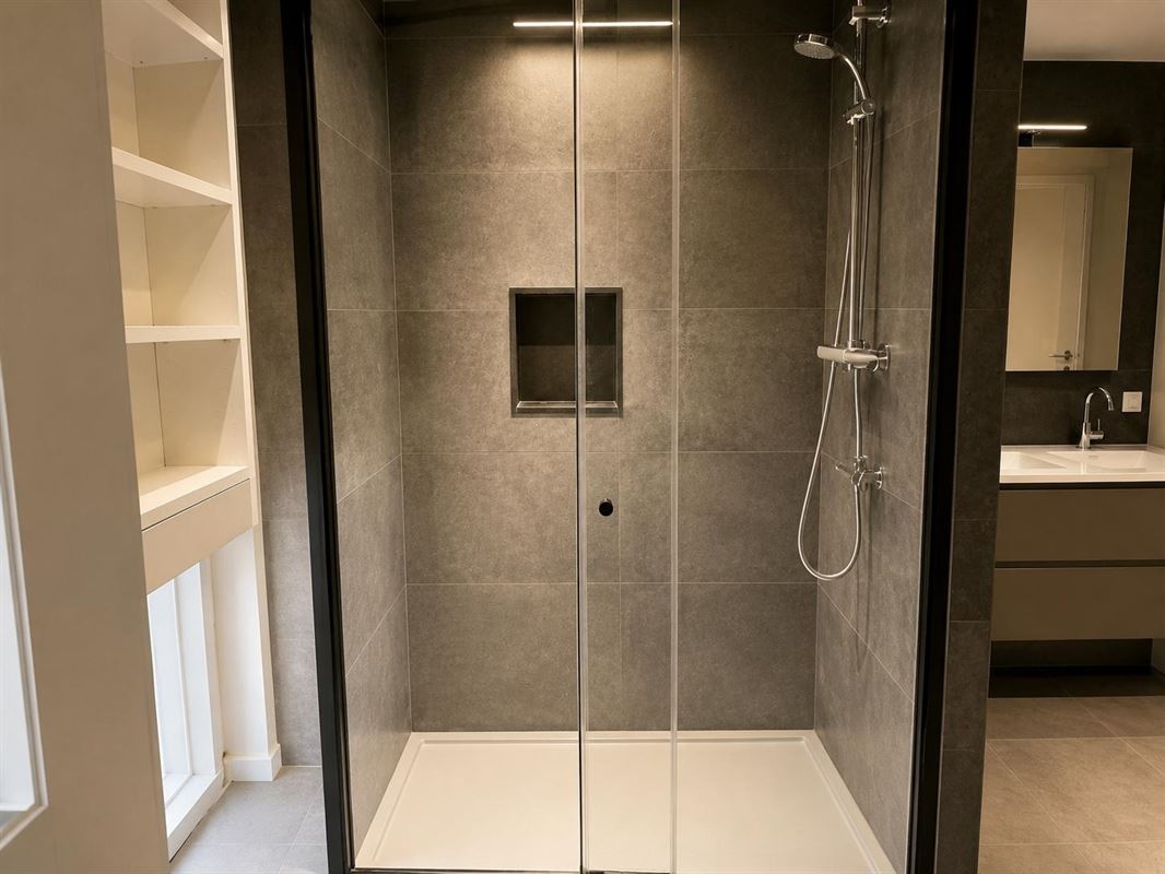 Voor de stadsmus is dit pareltje beschikbaar met 5 kamers