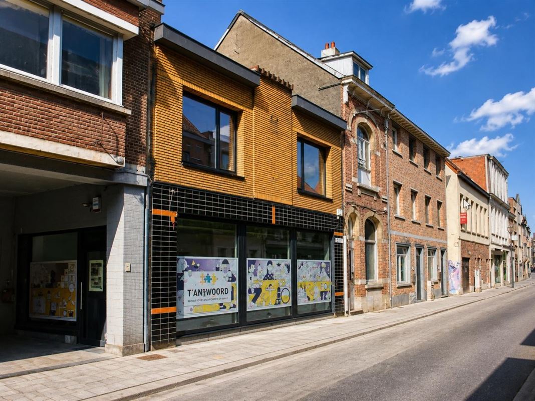 Voor de stadsmus is dit pareltje beschikbaar met 5 kamers