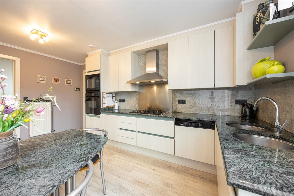 Instapklare woning met 4 slaapkamers en garage