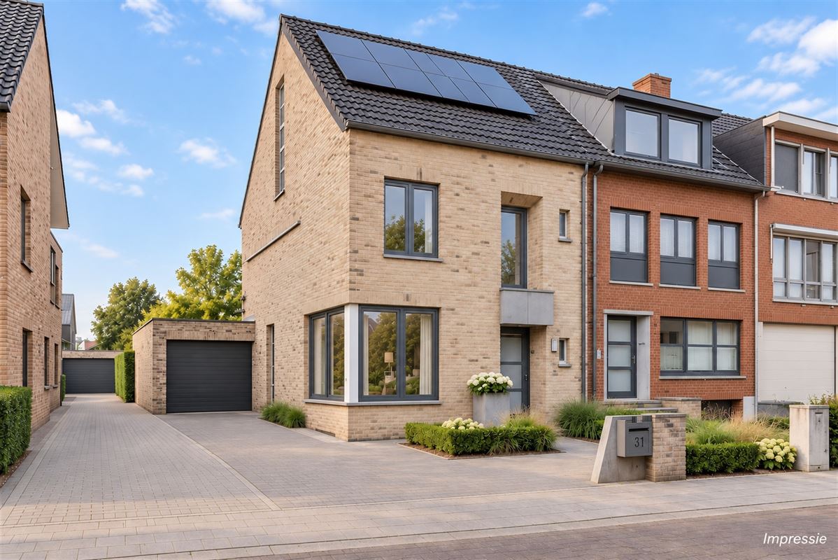 Instapklare woning met 4 slaapkamers en garage